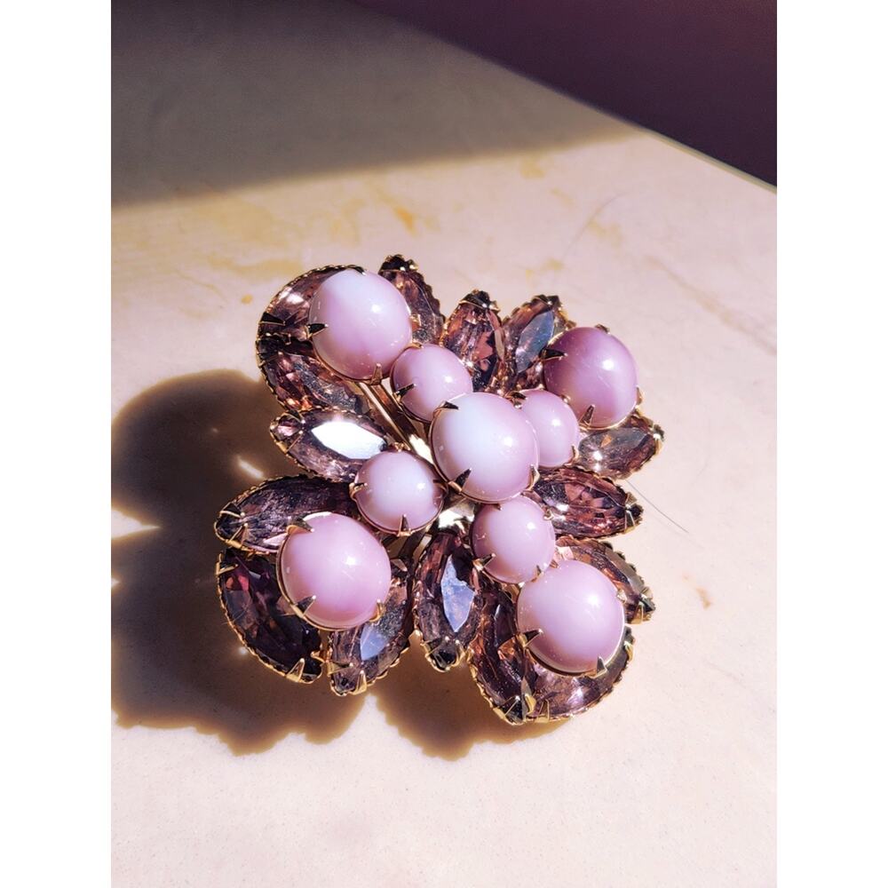 Vintage 1950s Pink Givre Glass Rhinestone Brooch Tiered Scalloped Design EXC